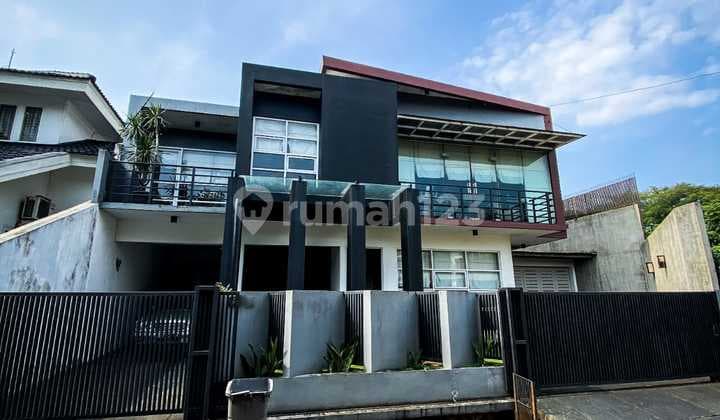 Rumah Rasa Villa Dekat Stasiun Jurangmangu Bintaro Sektor 9