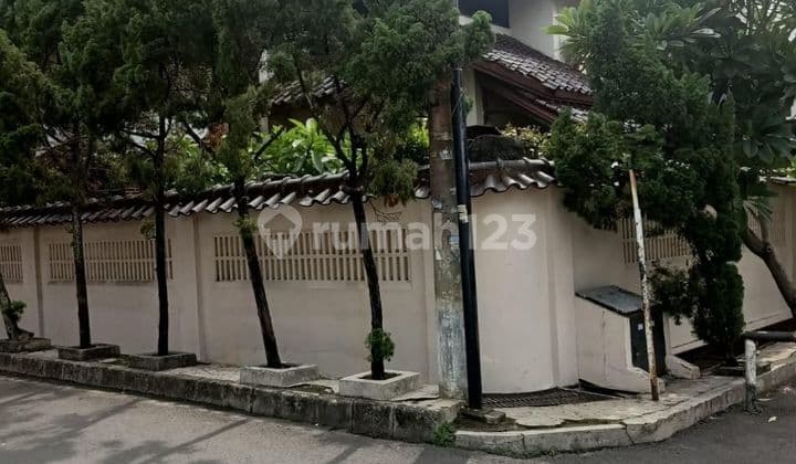 Rumah Murah Hook Bagus 2 Lantai di Lebak Bulus Jakarta Selatan