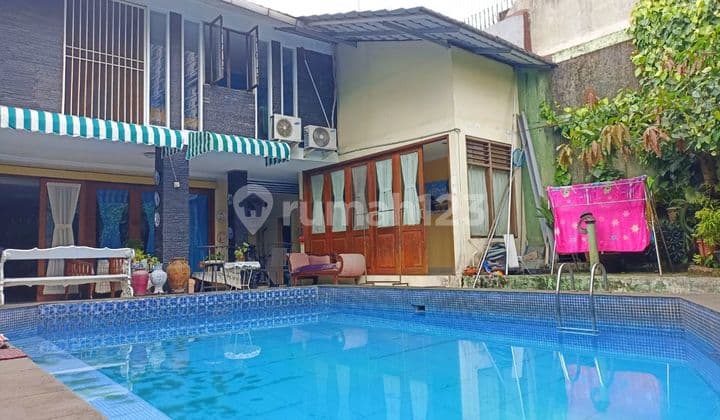 Rumah Bagus Luas 2 Lantai di Sektor 3 Bintaro Jaya
