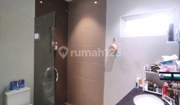 Rumah Cluster Bagus Minimalis 2 Lantai di Sektor 2 Bintaro