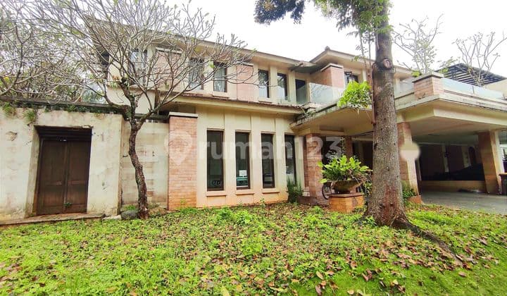 Rumah Bagus Hook 2 Lantai Kolam Renang Di Menteng Bintaro