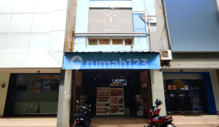 Ruko 2 Lantai Lokasi Strategis Boulevard Graha Raya