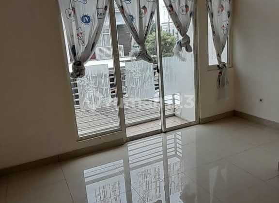 Disewa Rumah Green Lake City