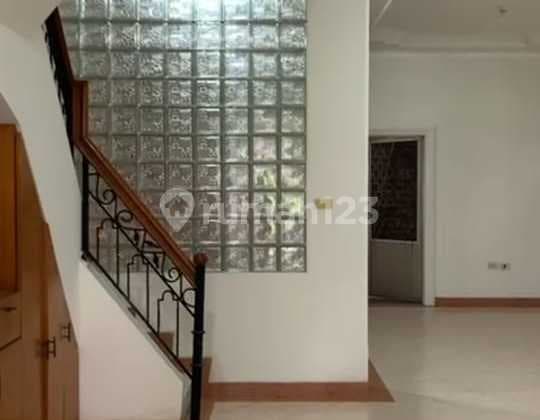 Dijual Rumah Taman Surya 5 Jakarta Barat