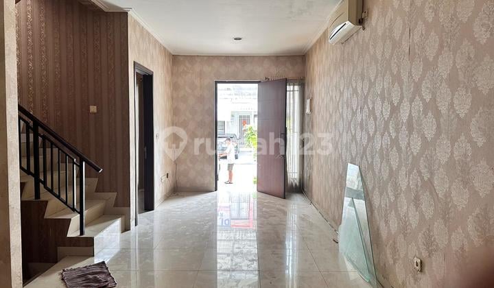 For Sale Green Lake City House