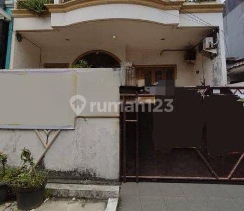 Ready-to-live house in Kelapa Nias, a step away from Kelapa Gading Mall.