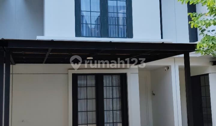 Rumah di Citra Garden Bintaro, Semi Furnished