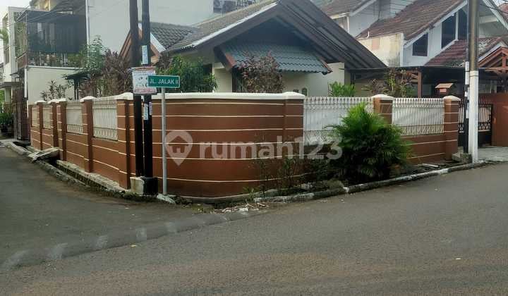 Rumah 2 lantai siap huni di Pondok ranji