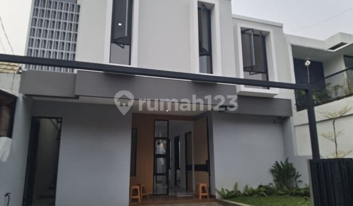 Rumah , Siap Huni Di Bintaro Sektor 3, Modern Minimalis.