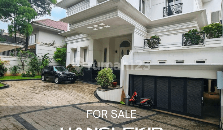 Nice luxury house in Hanglekir, South Jakarta