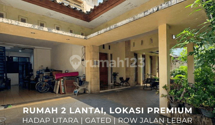 Rumah Lama Hadap Utara Gated di Lokasi Premium Senopati Area