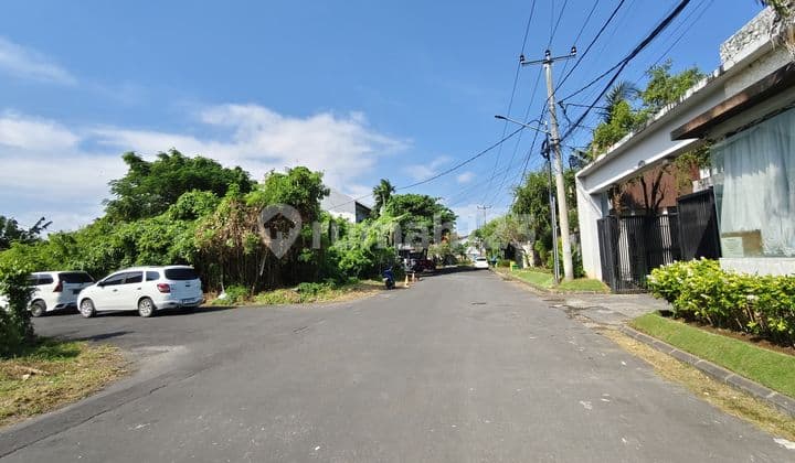 For Sale Kavling Hook Exclusive berlokasi di Sunset Road