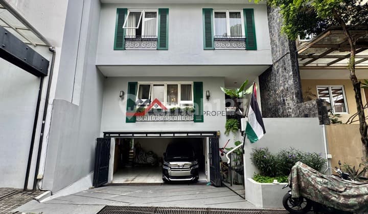 American Classic House Di Kemang Jakarta Selatan