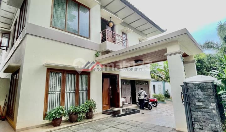Dijual Rumah Mewah Harga Menarik Dalam Komplek Cinere, Depok