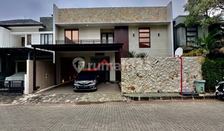 rumah mewah dalam perumahan elit selangkah ke Mall, cilandak Jakarta Selatan