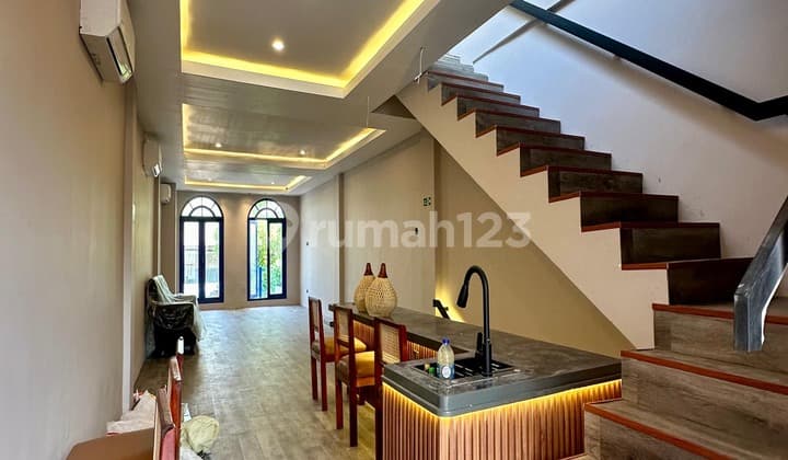 ruko siap pakai cocok untuk investasi di kebayoran baru, jakarta selatan