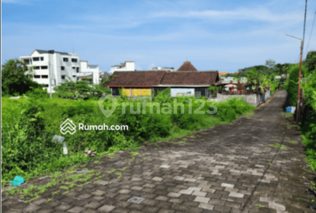 on Jl. Orchid Berawa Canggu North Kuta Badung Bali
, Badung