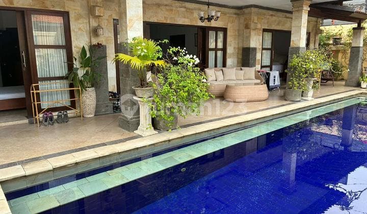 Sanur Villa Fully Furnished 3 Bedrooms 10M Swimming Pool