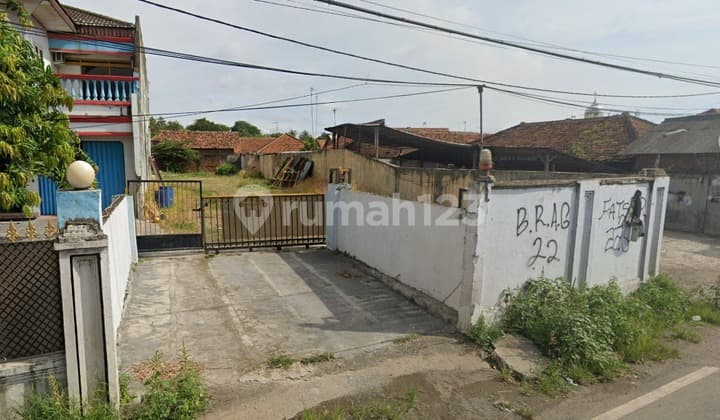 Strategic Land on Gerem Merak Main Road, Suitable for Business