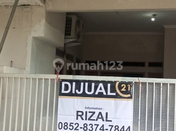 Hunian Bagus 2 Lantai Pci Blok C Siap Ditempati