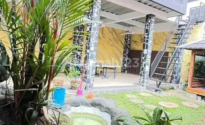 Di Jual Rumah Cocok Jadi Kost Kosan Pinggir Jalan