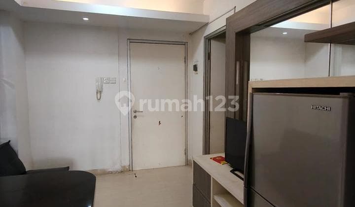 Disewakan Tahunan Apartemen Greenbay Pluit 2Br Semi Furnish (Coast View C) Lantai Tinggi View Kota dan Taman
