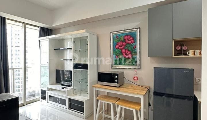 Disewakan 2 Bedroom Furnish Taman Anggrek Residence