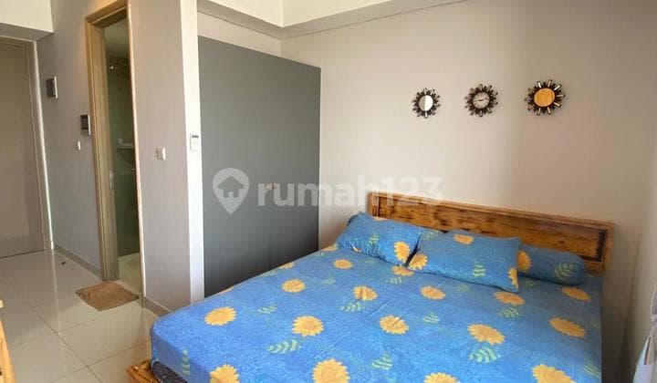 For Rent Furnished Studio Taman Anggrek Residence