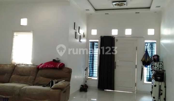 Rumah 2 Lantai Dalam Komplek Aman Nyaman di Permata Kopo