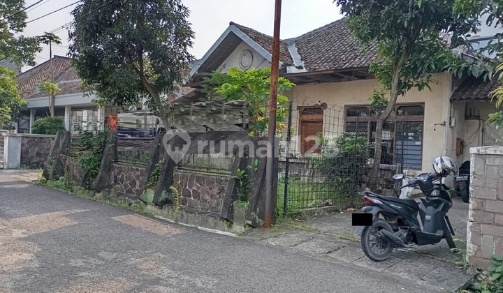 Tanah + Rumah Luas Lokasi Ramai Kota Bandung di Sayap Pasirkaliki Tanah + Rumah Luas Lokasi Ramai Kota Bandung di Sayap Pasirkaliki