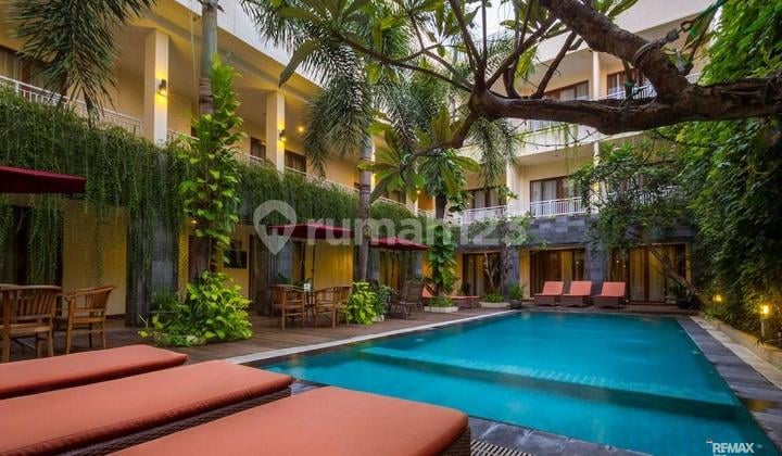 Hotel for sale cheap in the Tuban area.