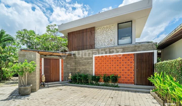 Villa Designed Luxury For Sale In Canggu.