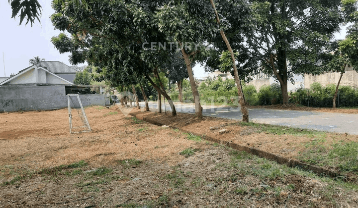 For sale: Land parcel in a suitable area for residential purposes