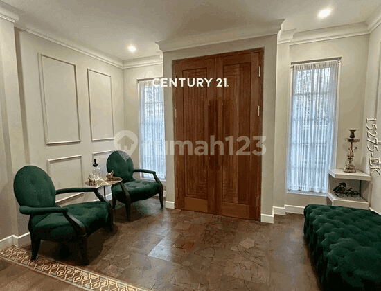 Dijual Rumah American Classic di Bintaro Jaya Sektor 9