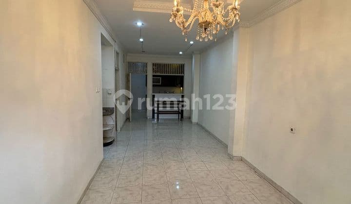 For Sale New Kembangan House, Size 6X16, 3 BR, 2 Bath, SHM, 2 Floors, Strategic Location, Price 1.8 Billion Negotiable