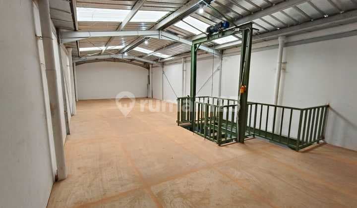 Gudang Neglasari Dekat Bandara Mas, Lt 120M, 3Lt Full, Lift Brg, 2.3 M Nego