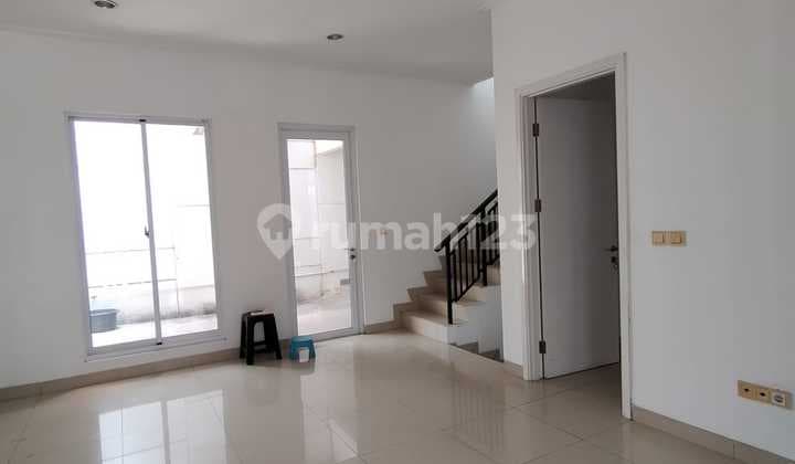 For Rent: Green Lake City House, Australia Cluster | Size 8 x 15 | 3 + 1 Bedrooms, 3 + 1 Bathrooms | 4 ACs + Curtains | Price 80 million / year (minimum 2-year lease)