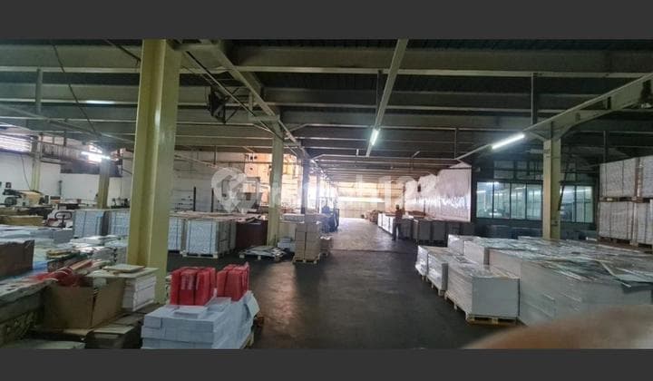 Dijual Ruko 2 Gandeng Berserta Pabrik / Gudang di Pangeran Jayakarta, Jakpus | Luas 1420 m2 | Pabrik 3,5 Lantai | Ada Office | Lift Barang | Listrik 350.000 W | Harga 40 M (total)