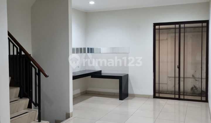 For Rent Greenlakecity House (2 units available) | Area 98 m2 | 3 + 1 BR, 2 + 1 Bath | 2 Floors | Price 63 million/year