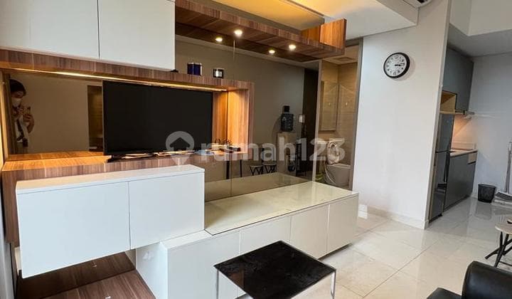 JUAL 2 KAMAR TAMAN ANGGREK RESIDENCES FURNISH BAGUS