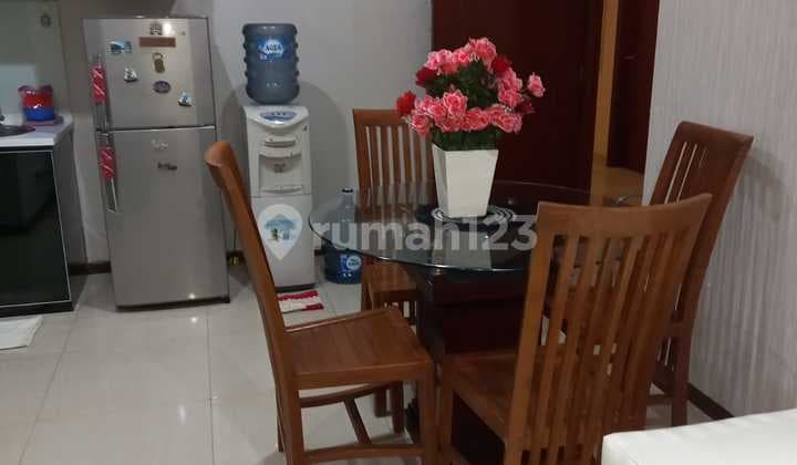 Apartemen Full Furnish 2 BR di Pusat Jakarta, Thamrin Siap Huni 73483 ANG