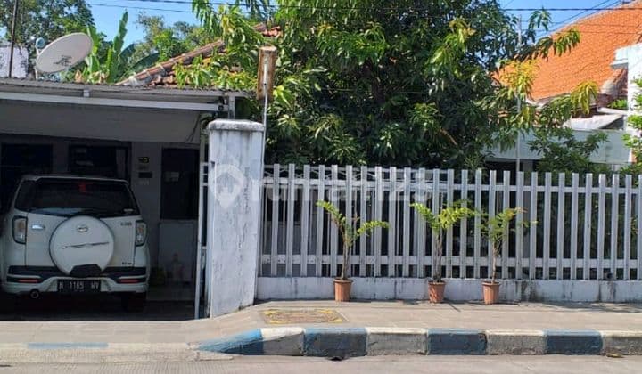 Rumah di Poros Jalan Erlangga Kota Pasuruan