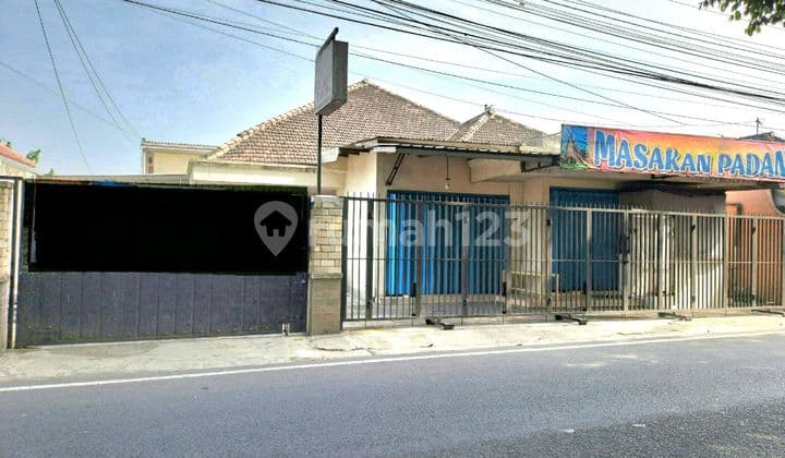 Rumah Induk + Kos + Toko di Jalan Poros Utama Sawojajar