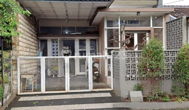 Rumah di Jalan Danau Tondano Sawojajar Kota Malang