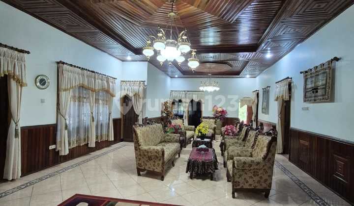 For Sale 6 Br House In Amplapura Good For Family Close To City