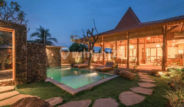 For Sale2 Bedroom Joglo Villa In Pemutaran Bali