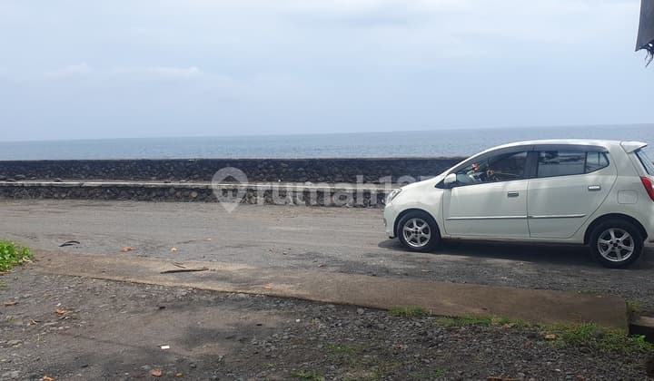 For Sale Land Beach Front In Jasri,araoud Is Villa And Restauran