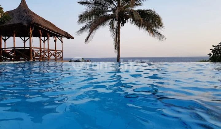 For sale cliff beach front resort in Karangasem