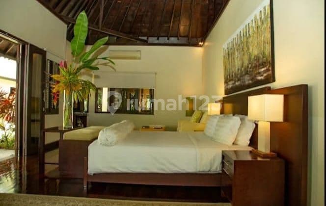 For sale beautiful riverside serenity villa in tanah lot