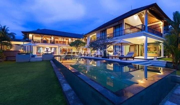 For sale 4br villa in candidase with ocean view